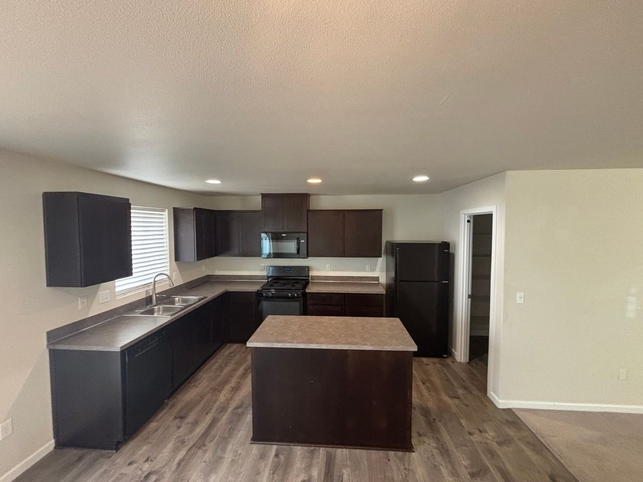 1001 1001 Southview Dr - Photo 5 of 22