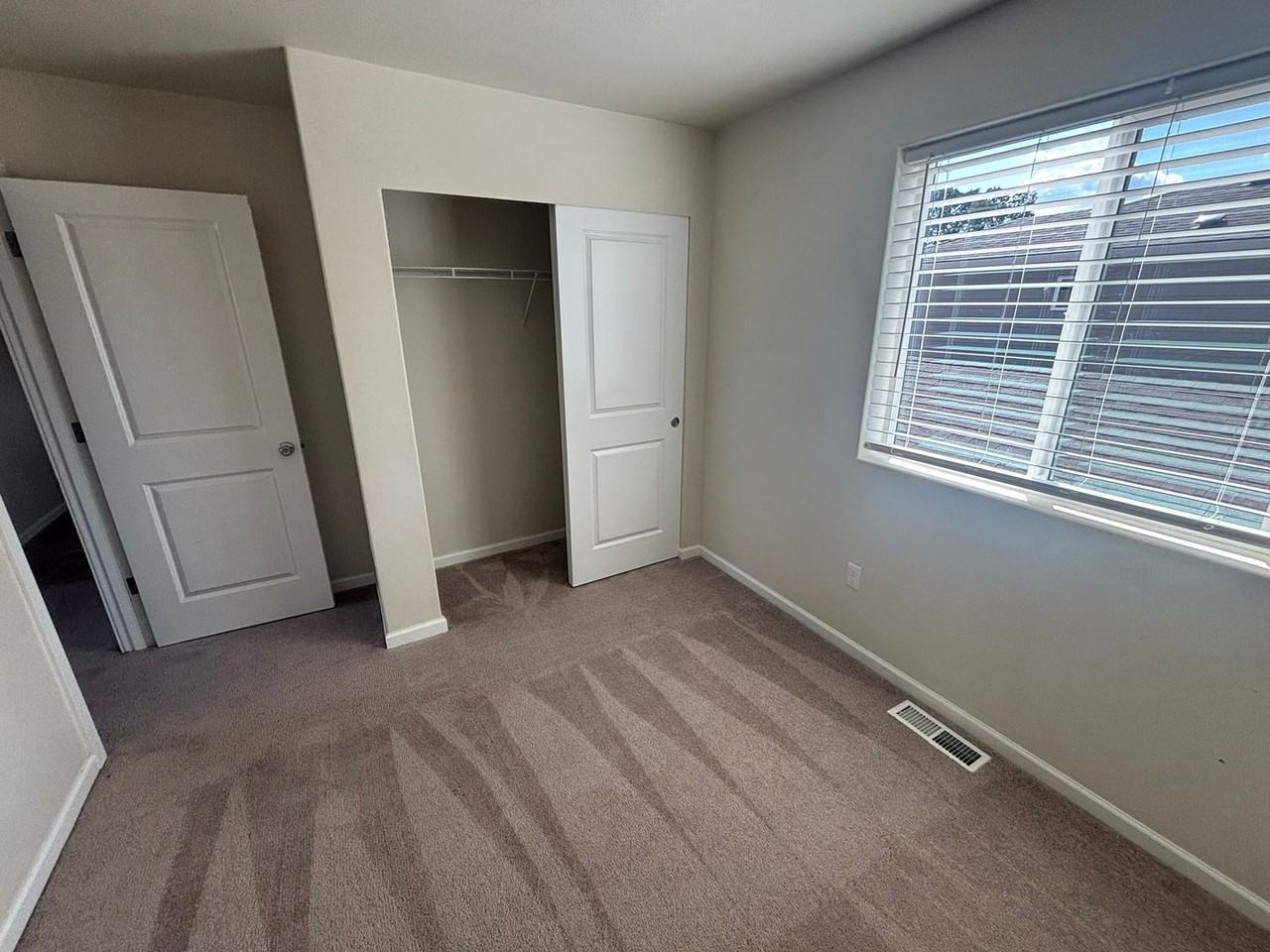 1001 1001 Southview Dr - Photo 7 of 22