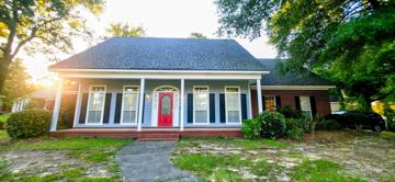 featured image of 7470 Mallard Dr