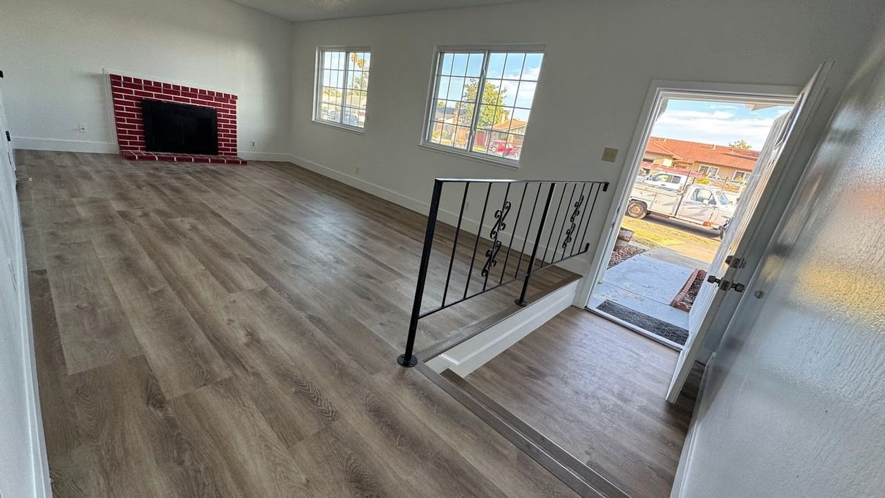 144 Brophy St - Photo 4 of 25