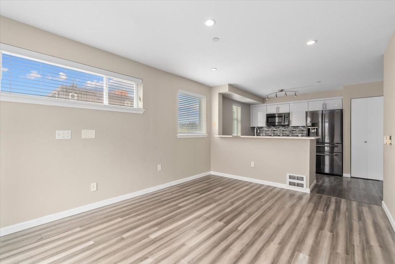 12334 31st Ave Ne #409 - Photo 7 of 16