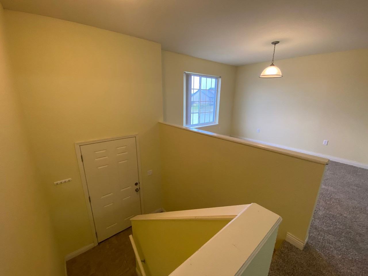 121 Kale Ct - Photo 7 of 32