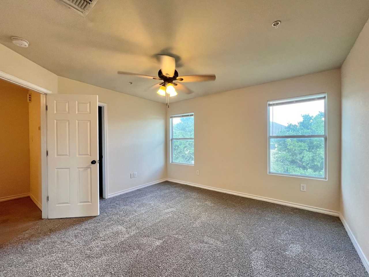 6414 Attucks Ln - Photo 7 of 20