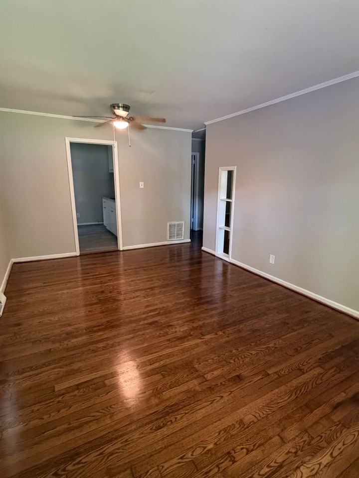 3234 Marlborough Rd - Photo 7 of 8