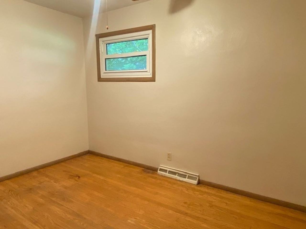 214 Cheryl Dr - Photo 6 of 13