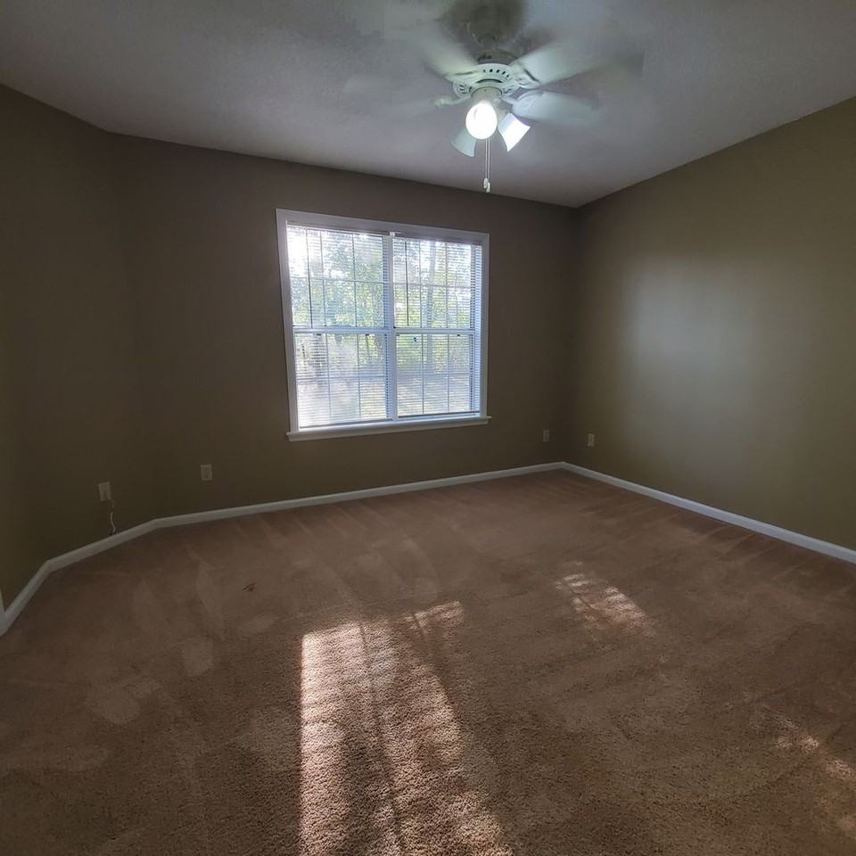 2403 Spring Valley Cir - Photo 7 of 13