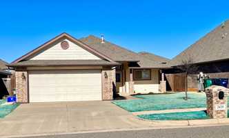 featured image of 2425 Nw 194th Ter