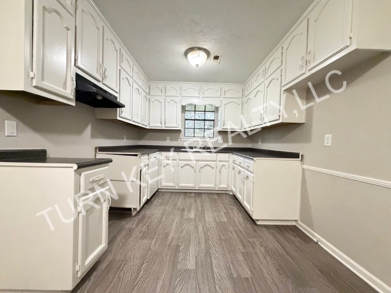 8144 Rugby Ave #A - Photo 5 of 11