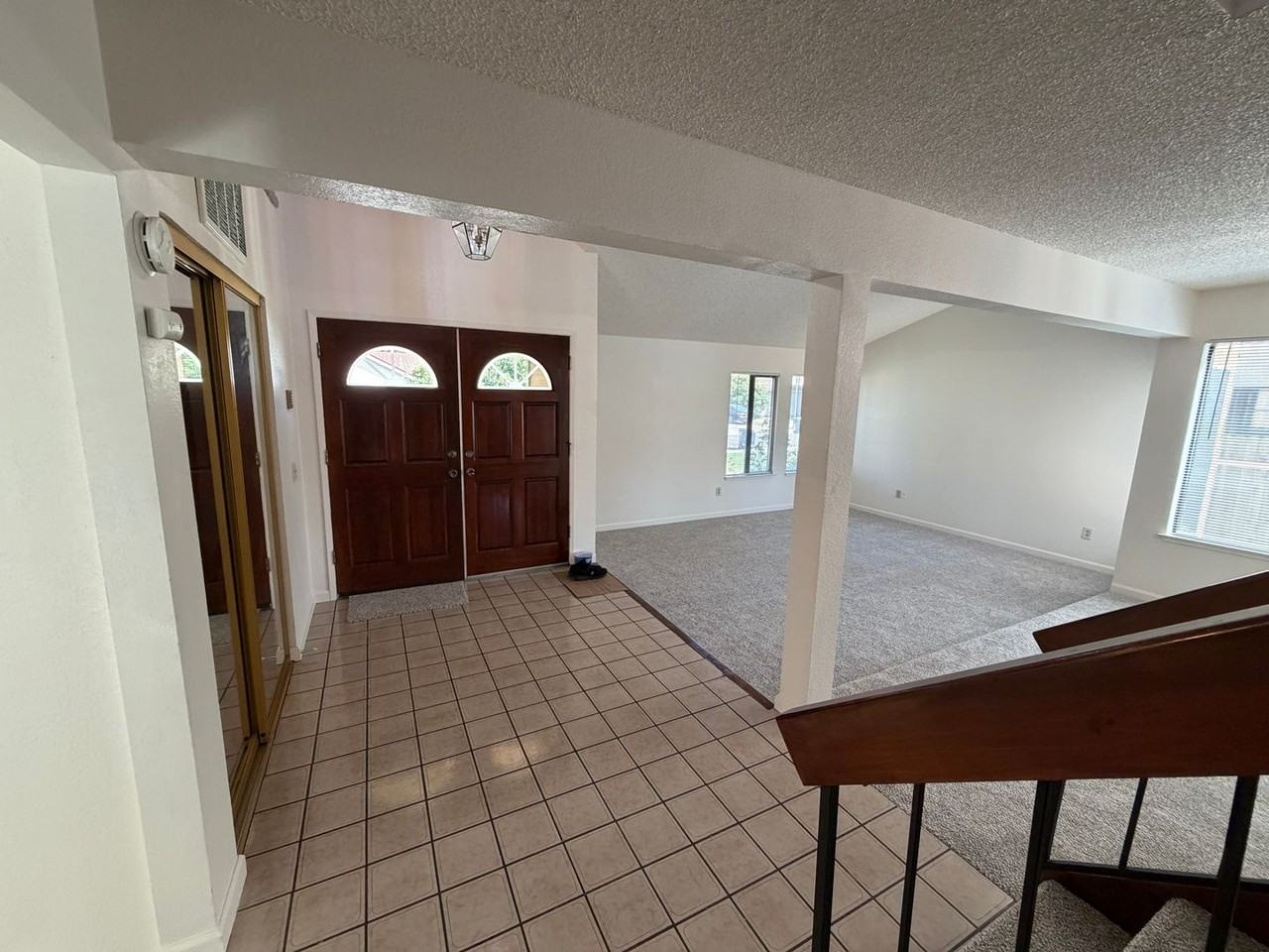 872 Shellwood Way - Photo 4 of 46