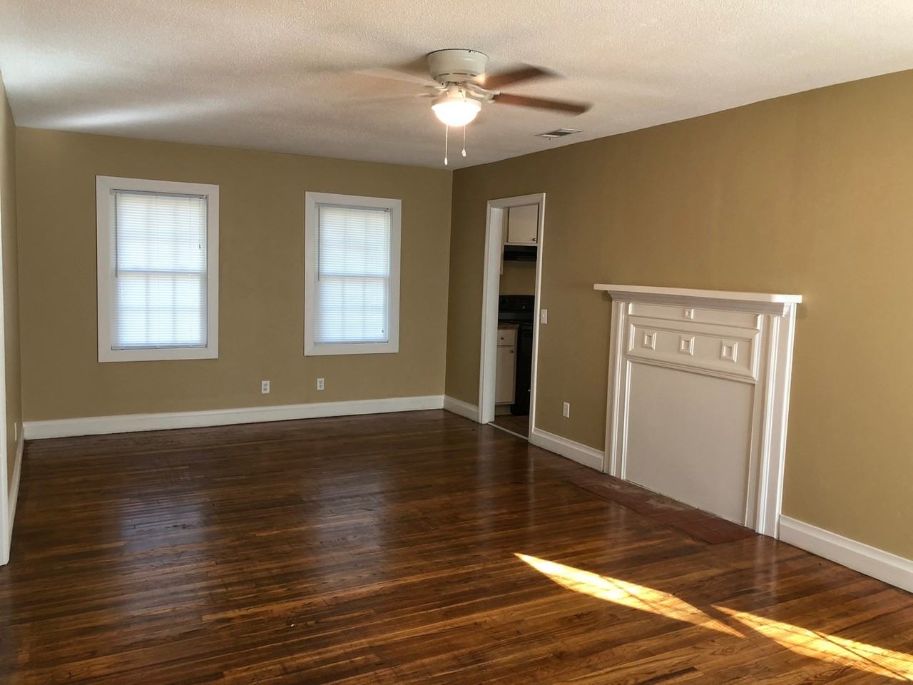 314 Jewell Dr - Photo 5 of 18