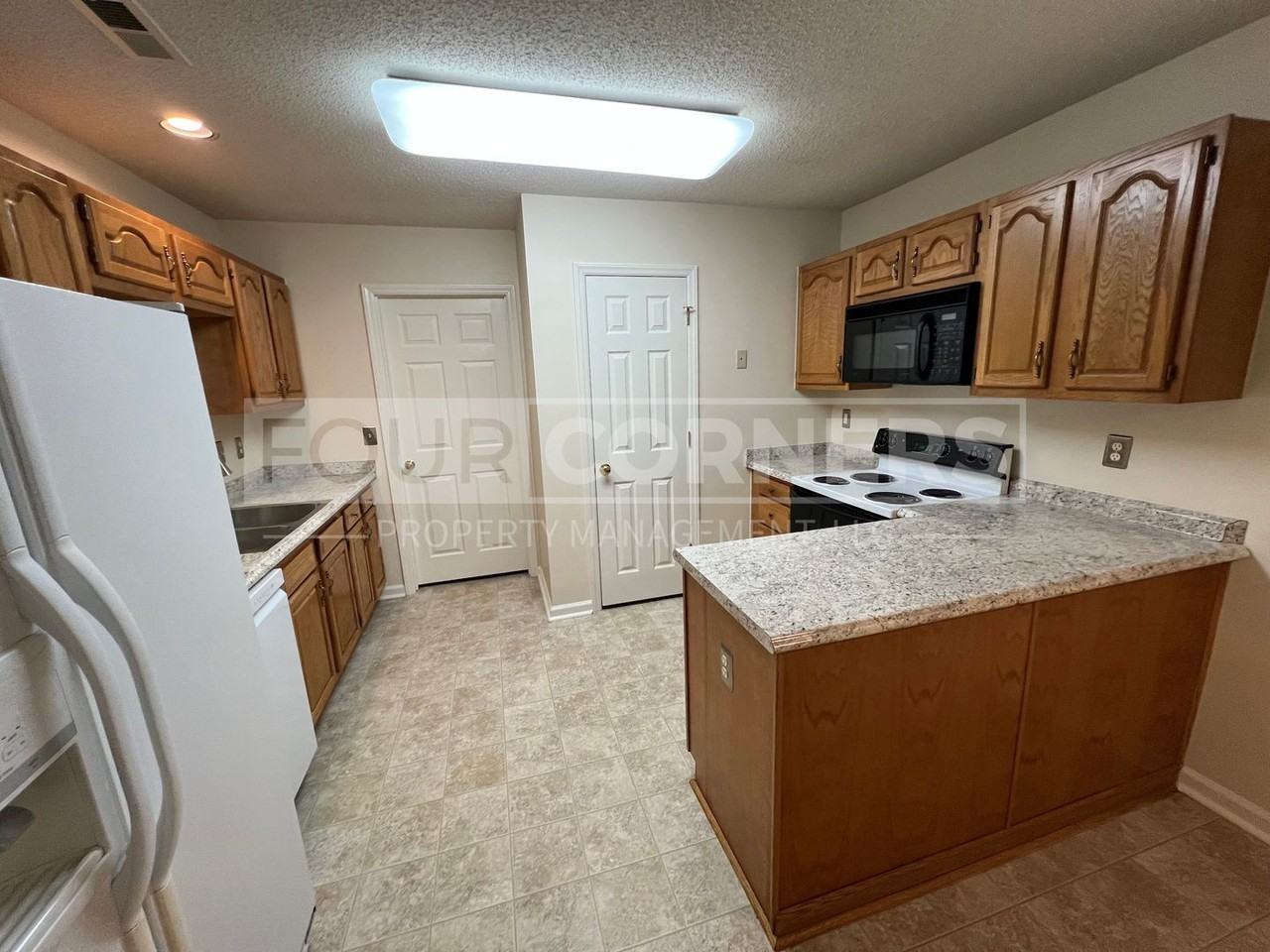 36 Mansfield Cir - Photo 3 of 21