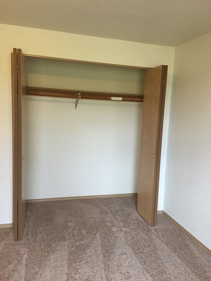 2821 Sw 28th St - Photo 5 of 18
