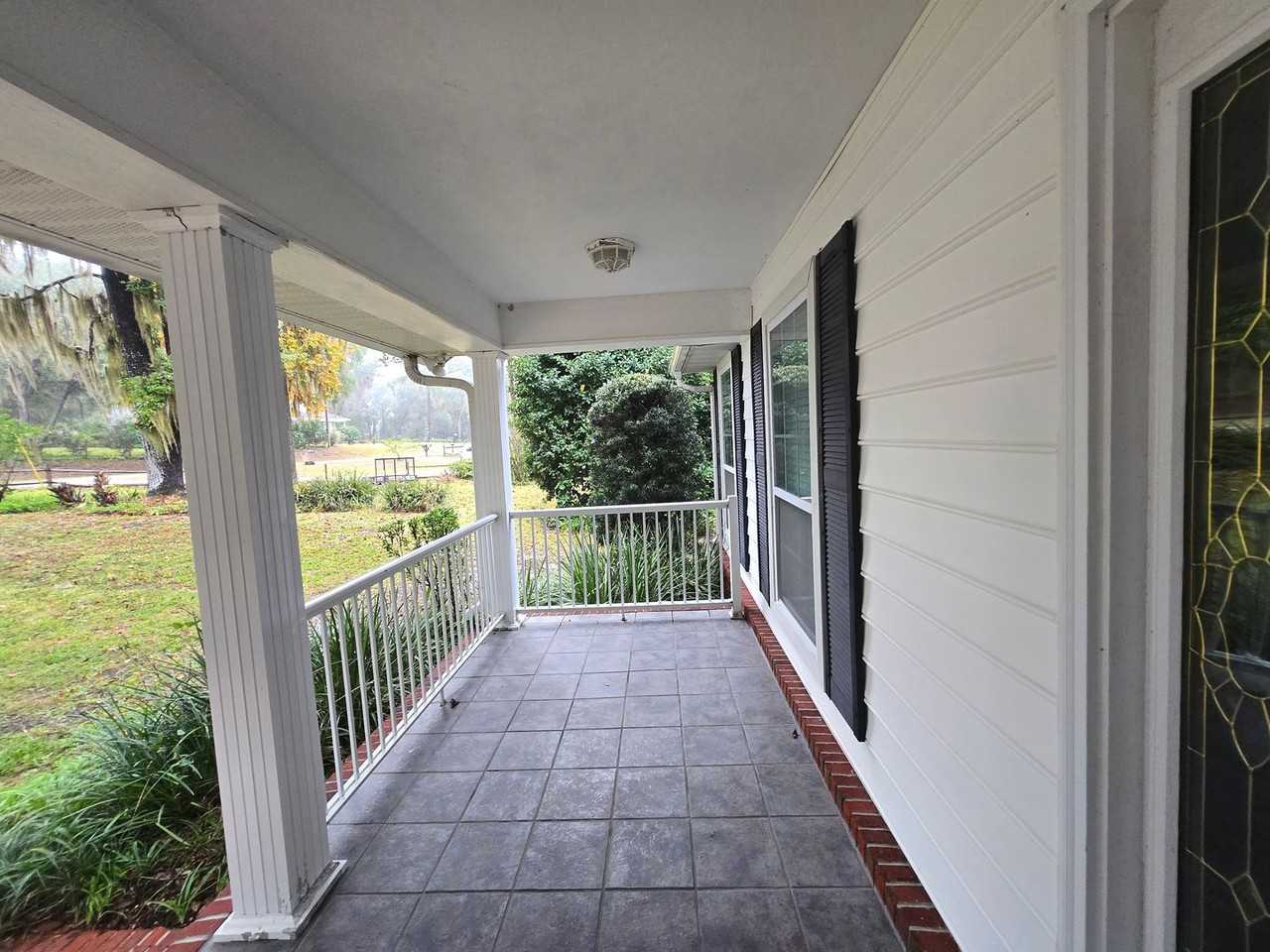 436 Se 4th Ave - Photo 6 of 50