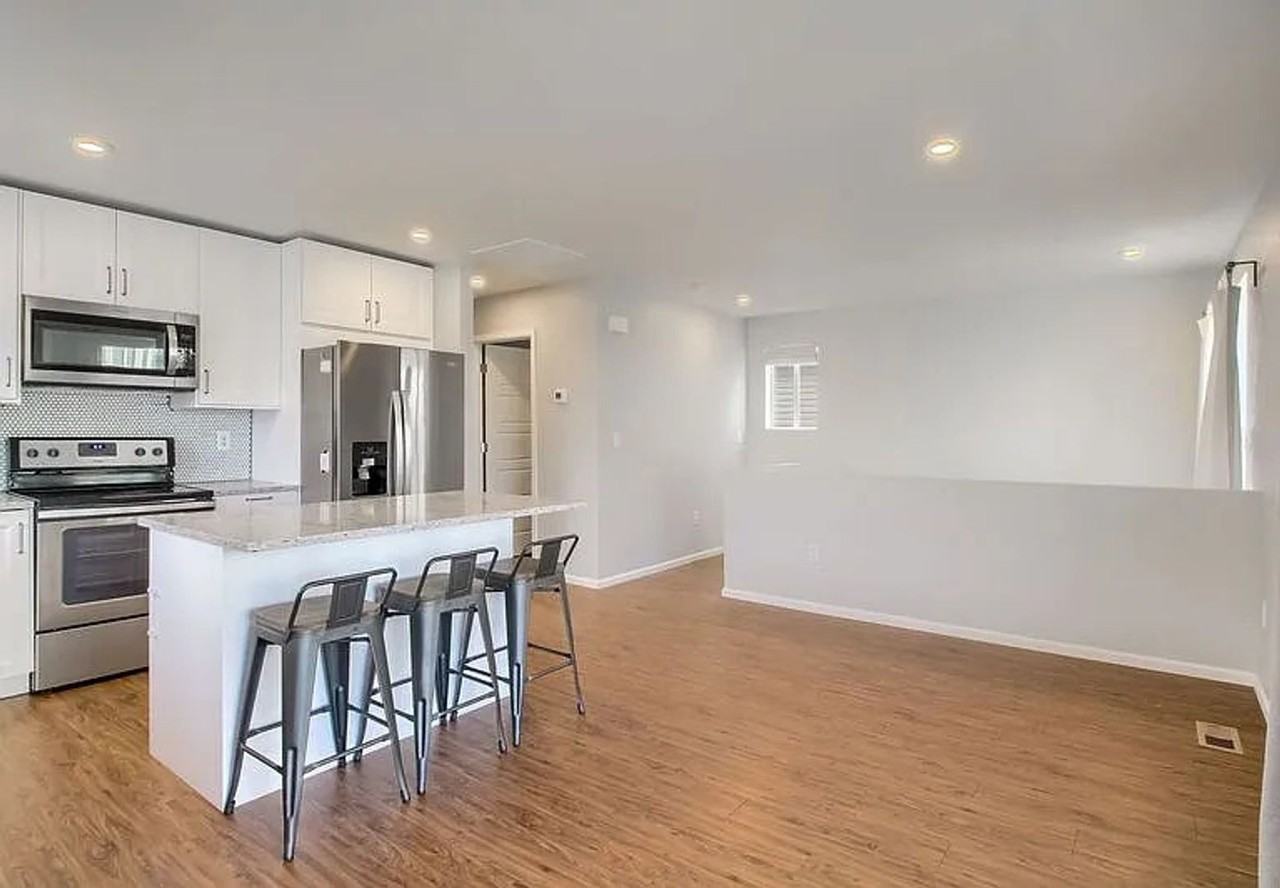 17807 E 54th Ave - Photo 2 of 19