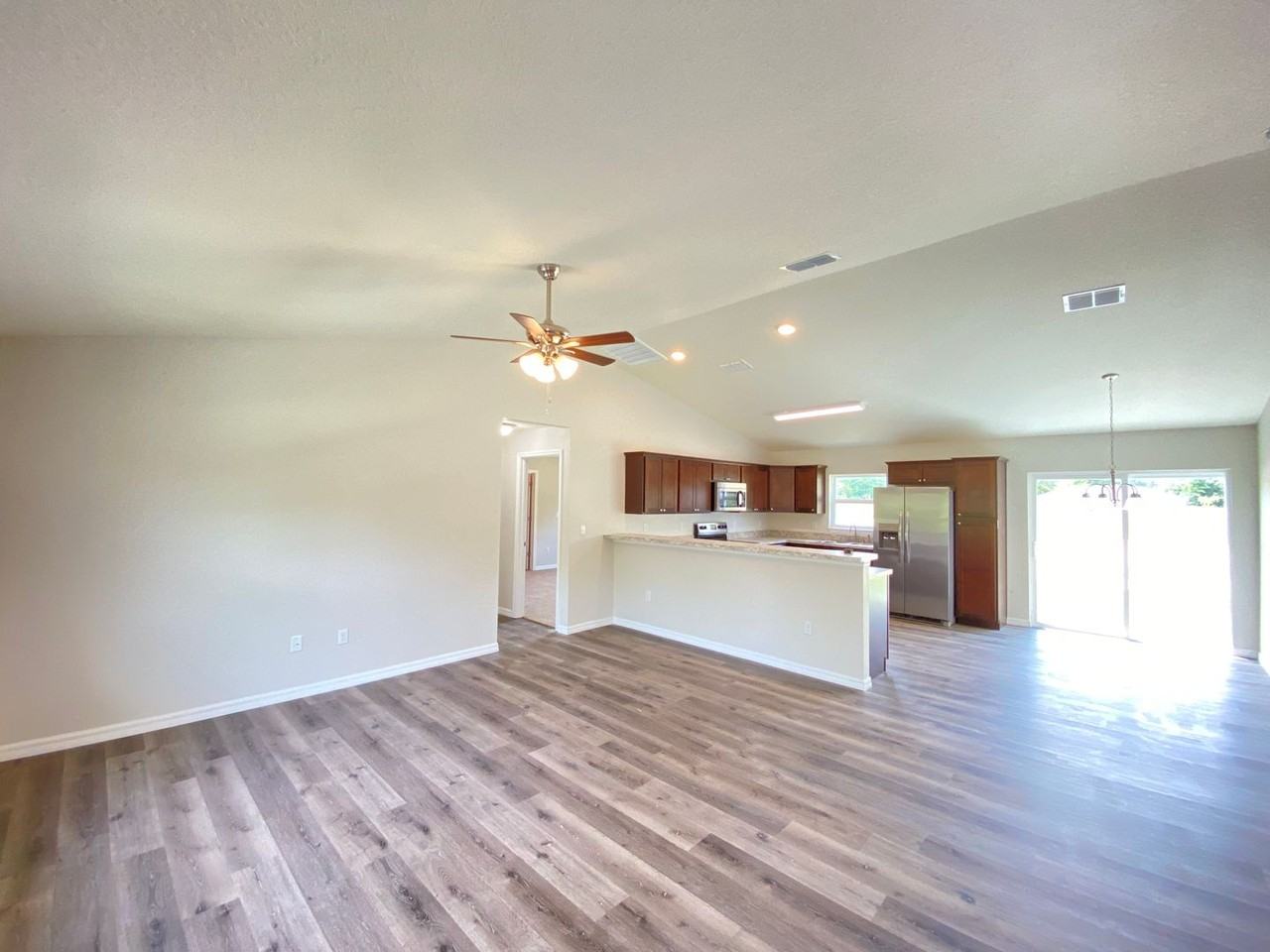 202 Locust Pass Ter - Photo 4 of 27