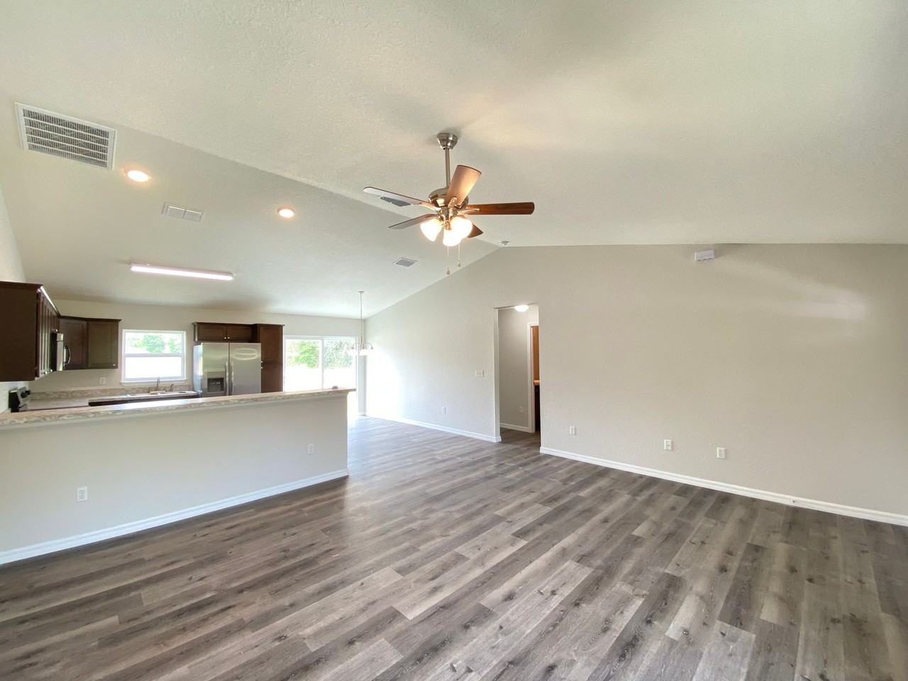 202 Locust Pass Ter - Photo 5 of 27