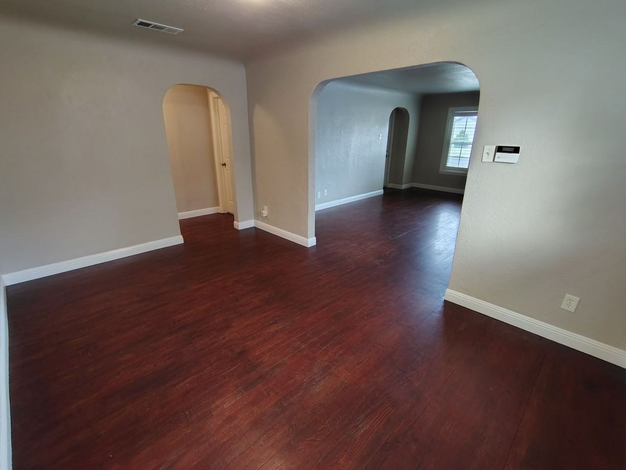 404 Camellia Way - Photo 5 of 16