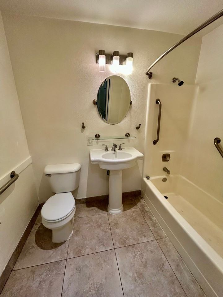 4960 Clairemont Mesa Blvd #104 - Photo 6 of 10