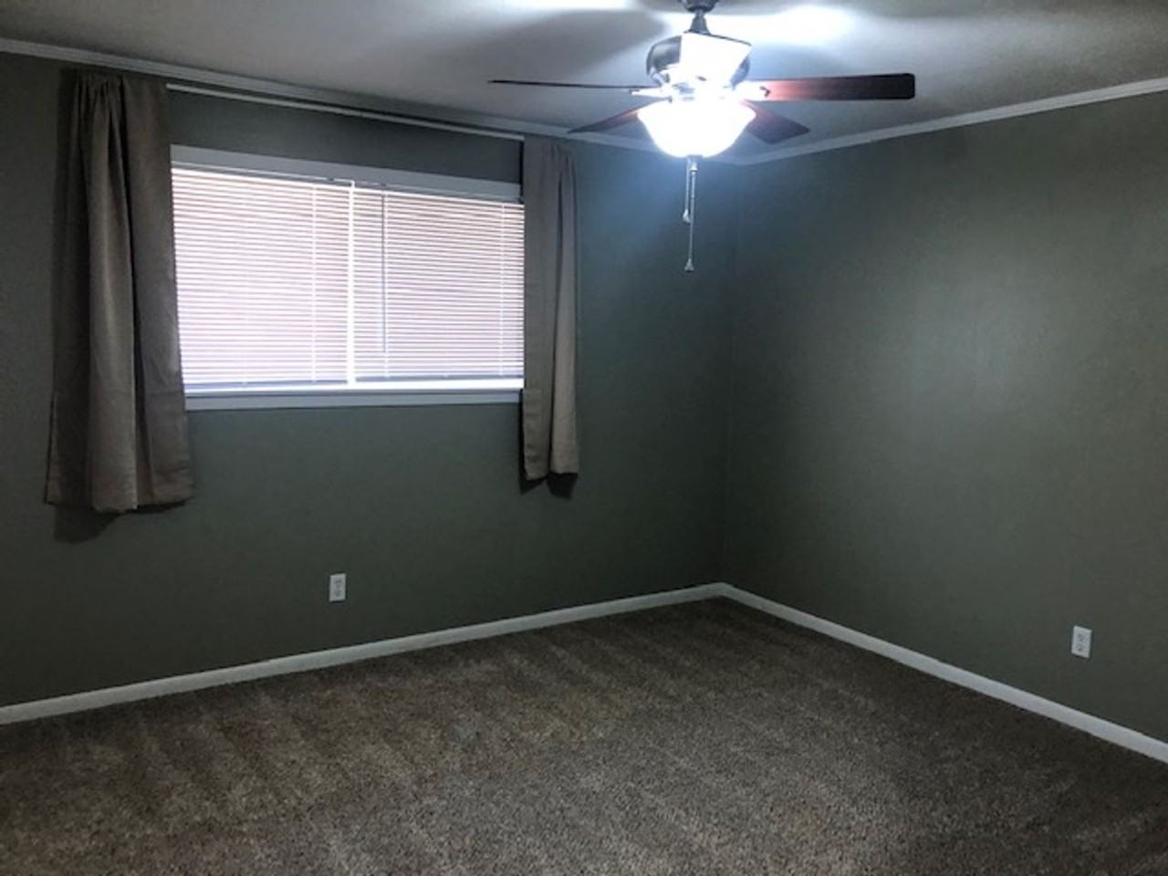 3061 Highway 6 - Photo 5 of 12
