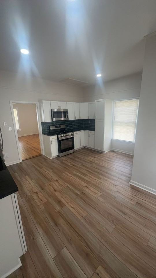 14 Welch St - Photo 4 of 12
