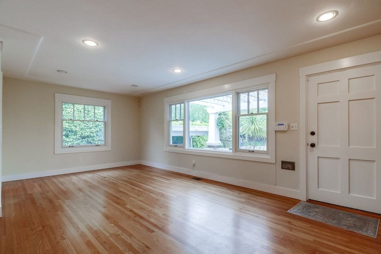 1823 Neale St - Photo 7 of 35
