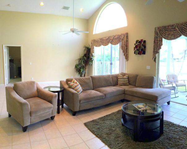 6697 Remington Pl - Photo 3 of 8