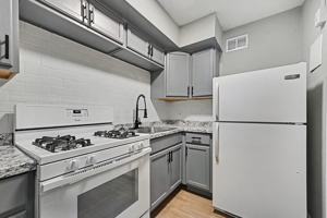 featured image of 120 W Elizabeth St