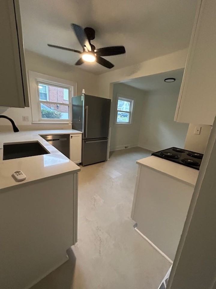 408 Orchard Dr - Photo 3 of 26