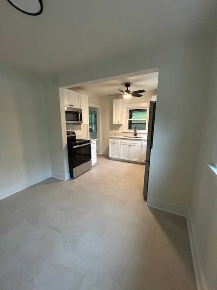 408 Orchard Dr - Photo 5 of 26