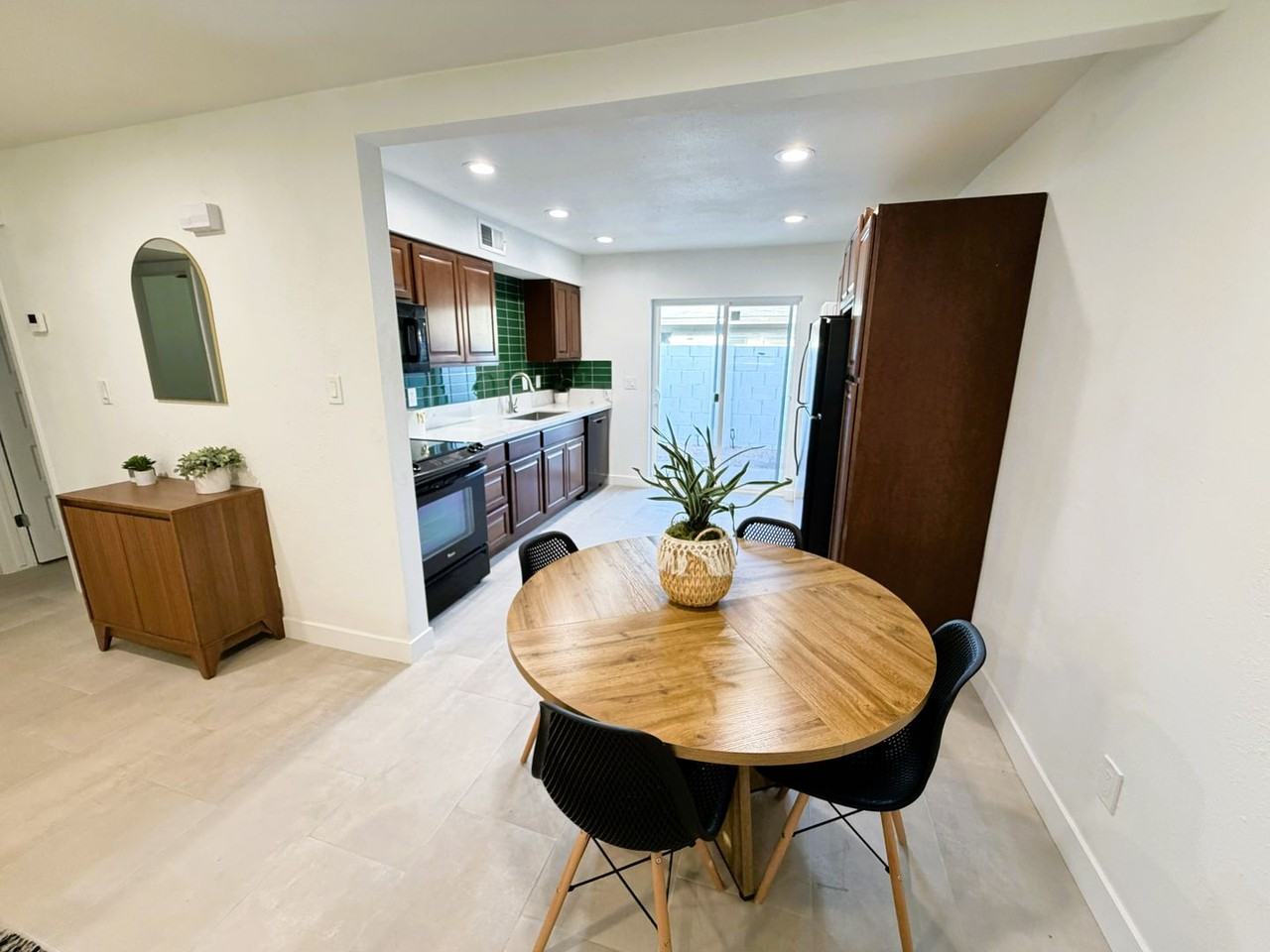 7808 E Heatherbrae Ave #A - Photo 3 of 13