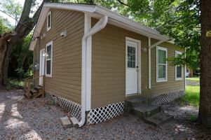 featured image of 522 1/2 Green St