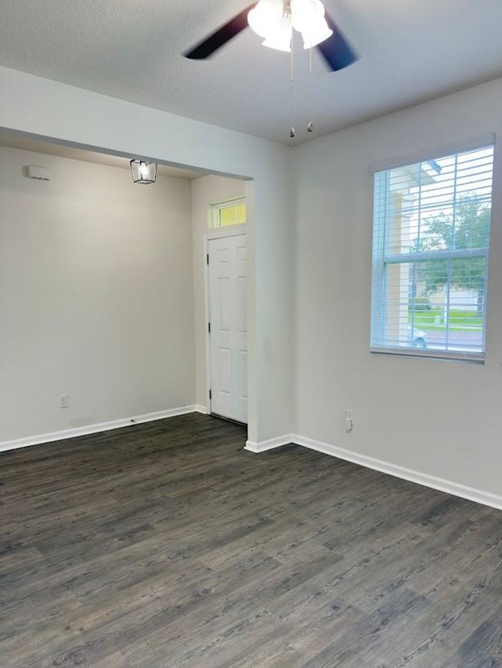 101 Cedar Breeze Dr - Photo 4 of 29