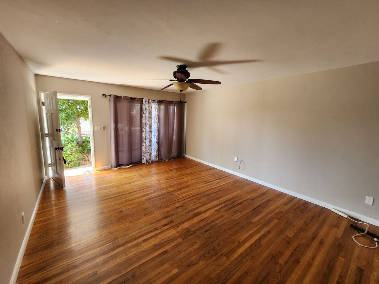3742 Crete St - Photo 5 of 15