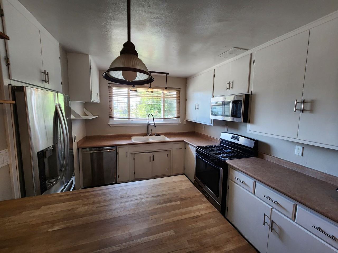 3742 Crete St - Photo 7 of 15