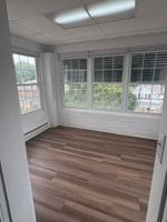 featured image of 2112 N Linn St