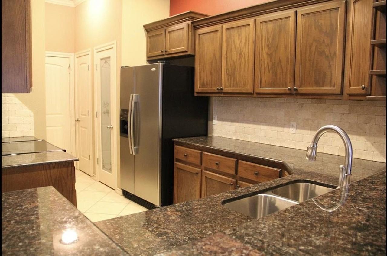2336 Nw 157th Ter - Photo 6 of 12