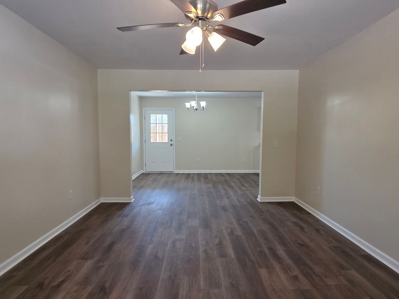 113 Town Park Dr - Photo 4 of 21
