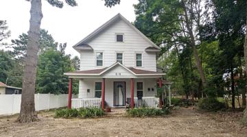 featured image of 218 N Baldwin St