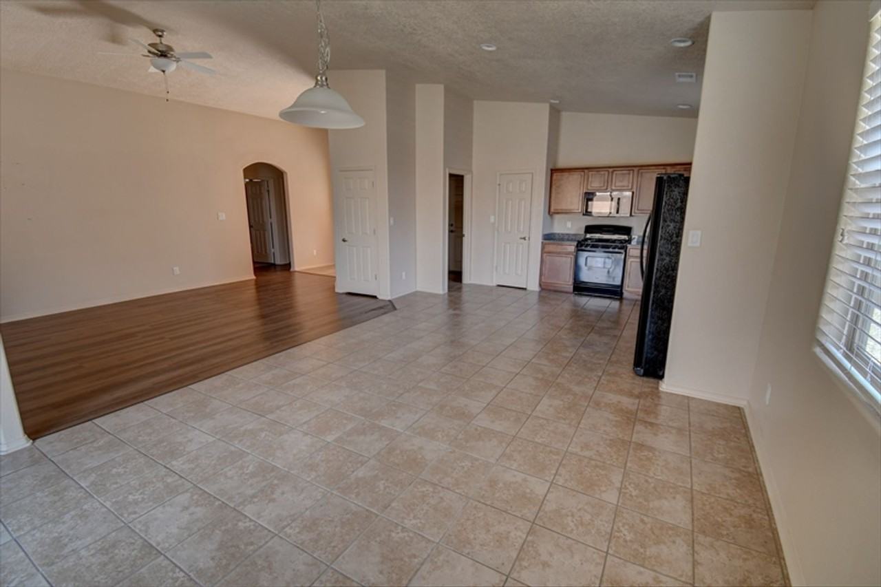 1820 Camino Rustica Sw - Photo 4 of 14