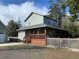 731 N Bay Ave Se - Photo 1 of 1