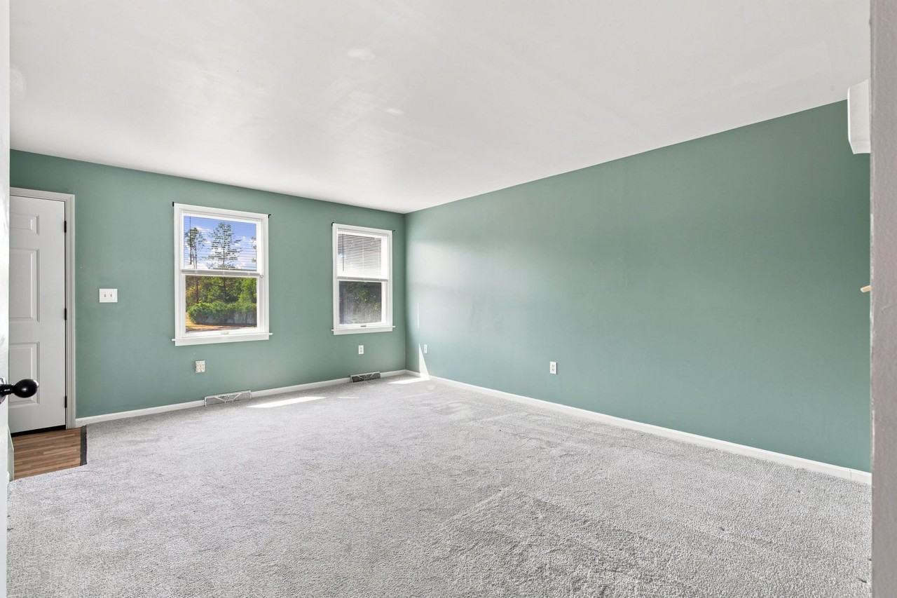 15 Beech Ln - Photo 5 of 24