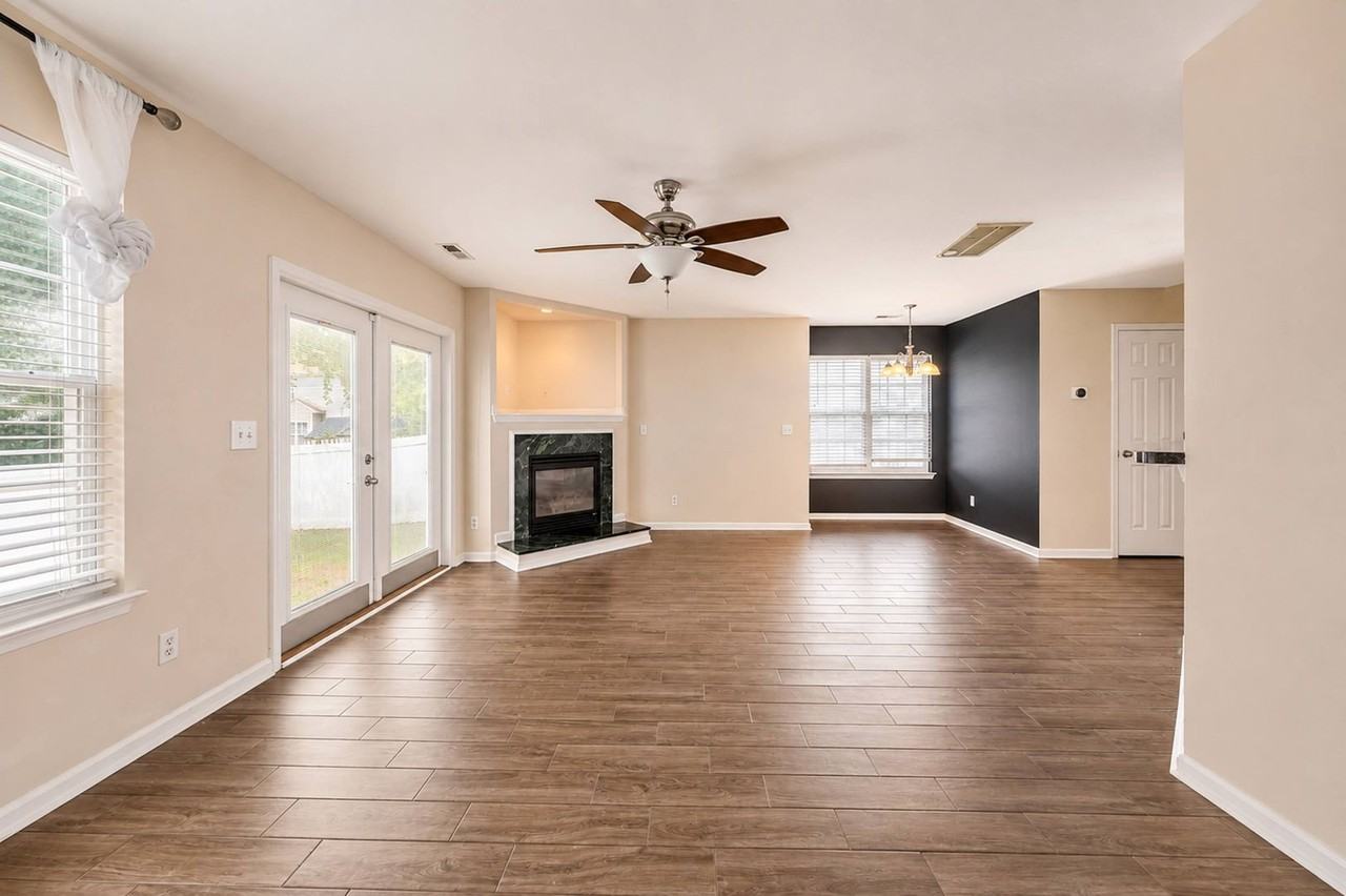 105 Chardonnay Rd - Photo 4 of 14