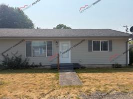 featured image of 119 119 & 121 Maple St