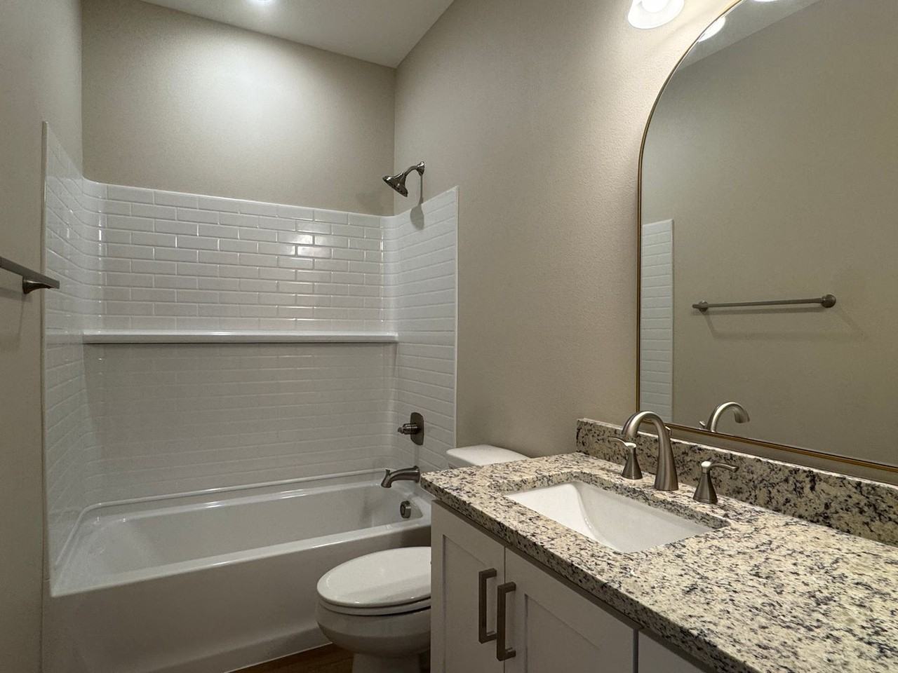 3065 Guinn Farms Rd - Photo 7 of 38