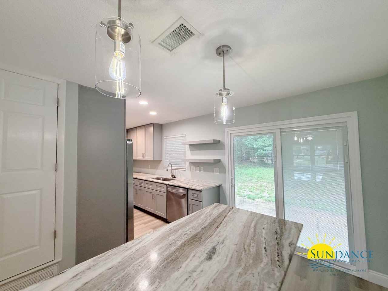 234 Deluna Rd Sw - Photo 6 of 22