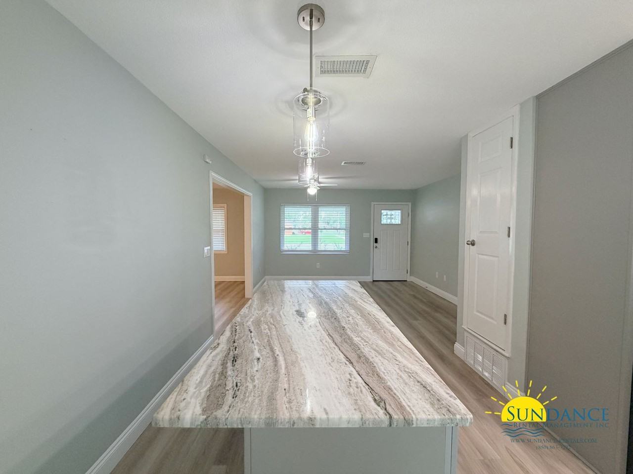 234 Deluna Rd Sw - Photo 7 of 22