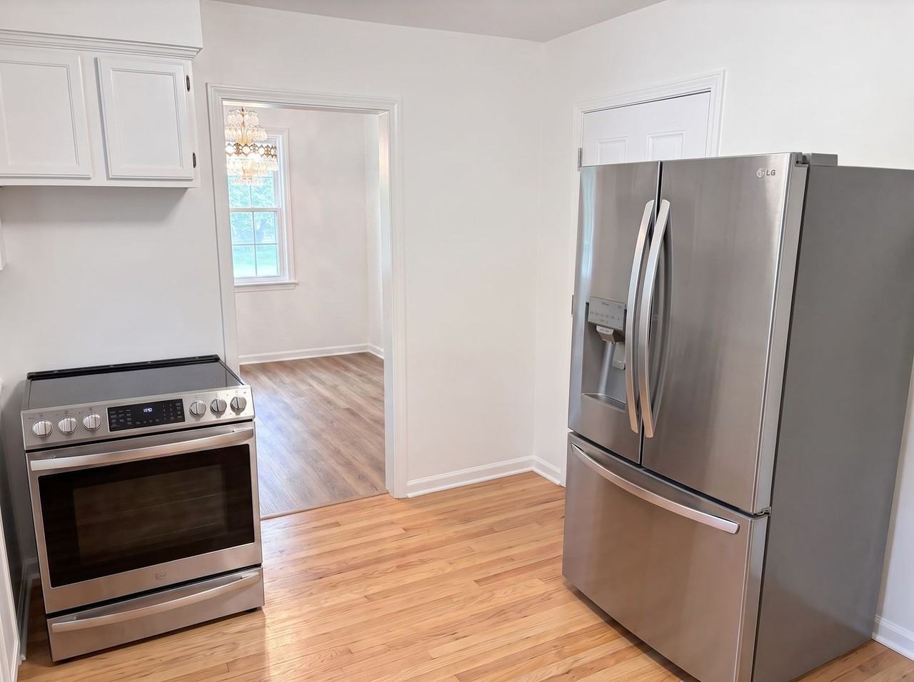 3980 Renwal St - Photo 5 of 14