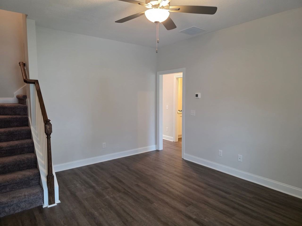 57 Oakmont Dr - Photo 4 of 27