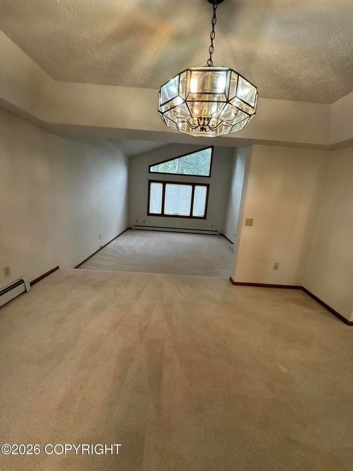 13710 Vern Dr - Photo 6 of 7