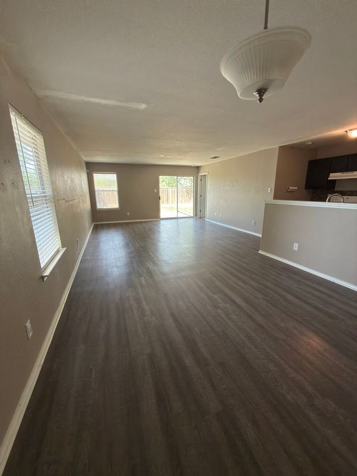 7211 Horizon Star - Photo 3 of 15